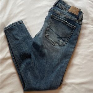 BKE Women’s Skinny Jeans - Medium Blue Wash